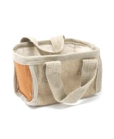 Cesta ecológica pequeña color naranja de yute y algodón para almacenamiento y decoración natural.