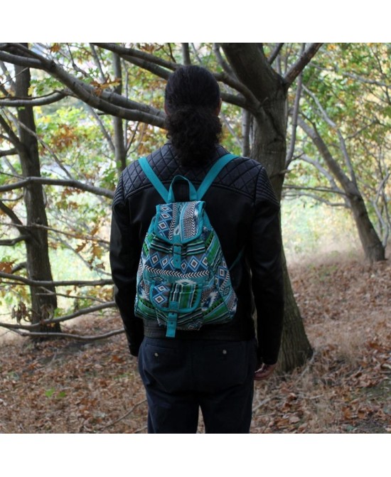 Mochila artesanal de tejido jacquard