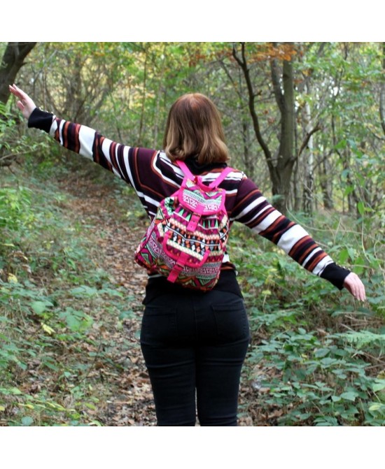 Mochila artesanal de tejido jacquard