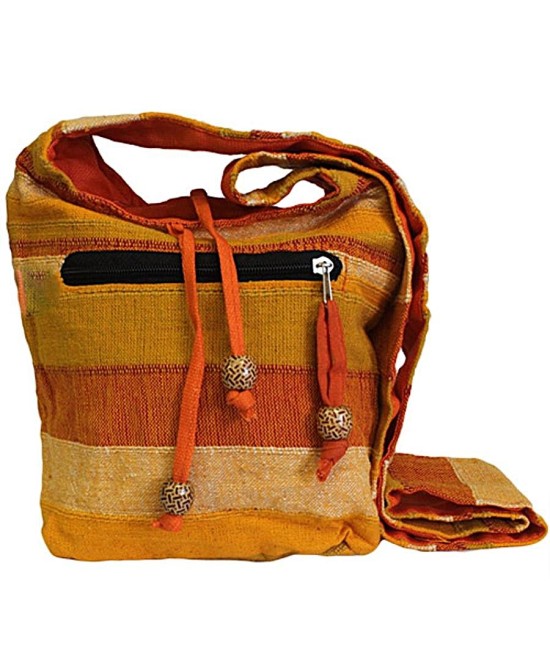 Bolso bandolera artesanal de inspiración étnica