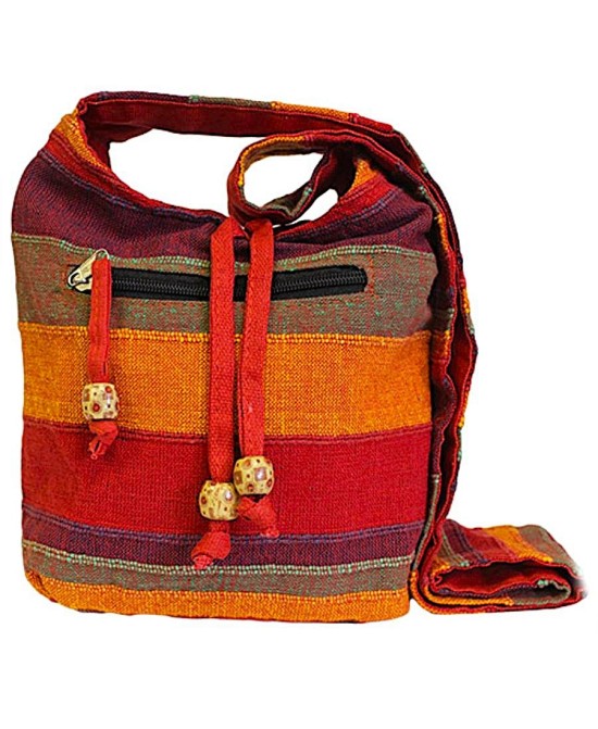 Bolso bandolera artesanal de inspiración étnica