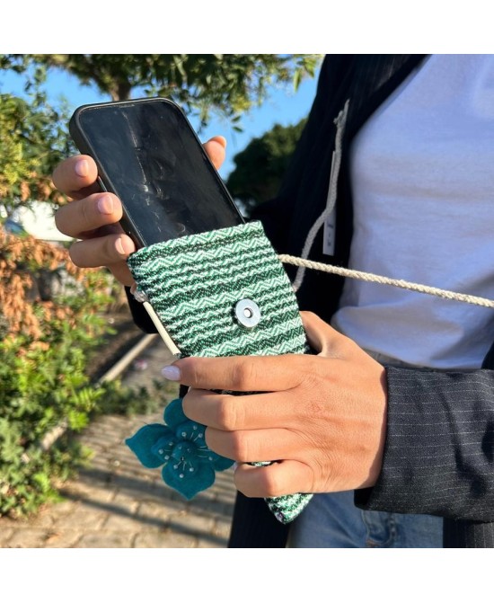 Bolso para teléfono móvil con detalles de fieltro