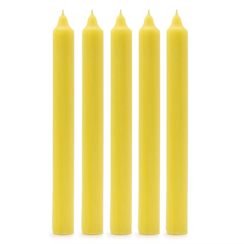 Velas rústicas de candelabro color amarillo en conjunto de 10 unidades.