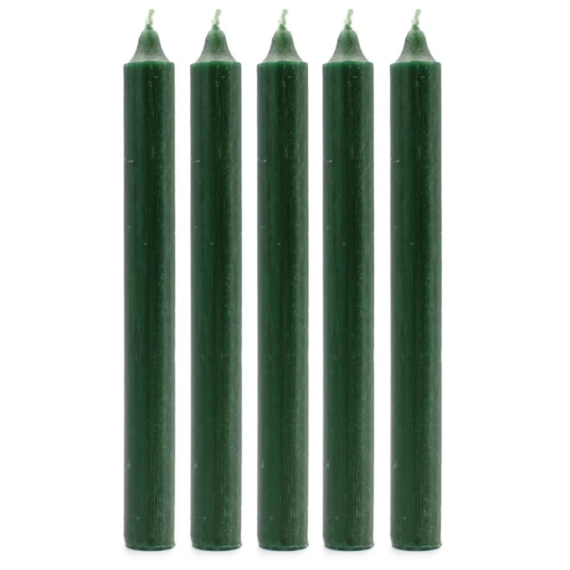 Velas rústicas de candelabro color verde acebo en conjunto de 10 unidades.
