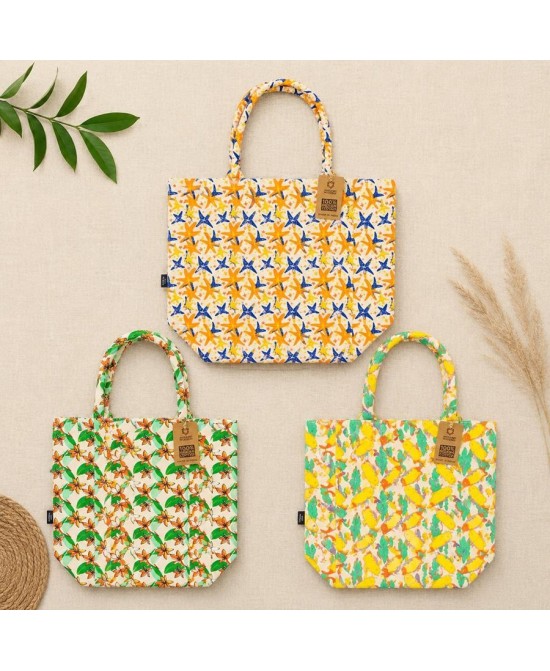 Presentación de bolsos boho reutilizable de algodón natural disponible en varios estampados.