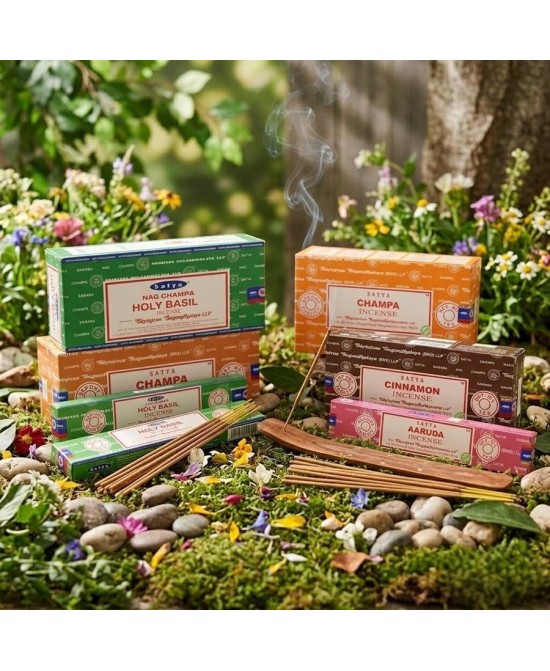 Cajas de incienso Satya con varillas aromáticas para perfumar espacios y acompañar la meditación.
