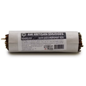 Atado de salvia blanca y menta seco atado con hilo de algodón para limpieza energética natural.