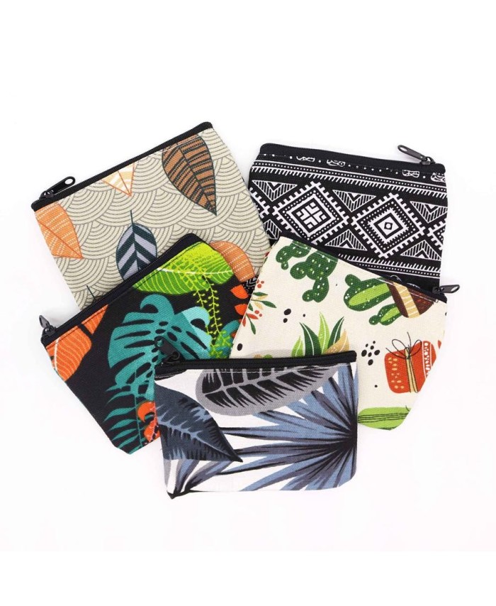 Monederos textiles con cremallera para monedas, tarjetas y pequeños accesorios.