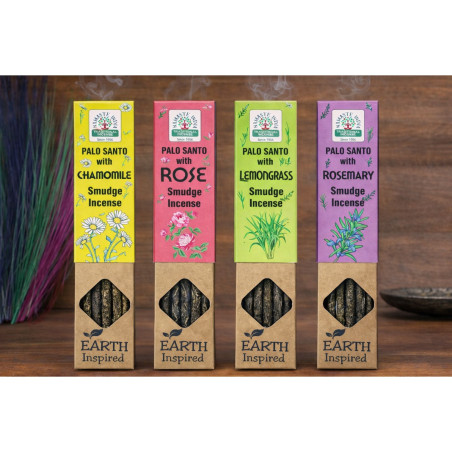 Inciensos Colección tierra de Palo Santo para brindar armonía en cada espacio.