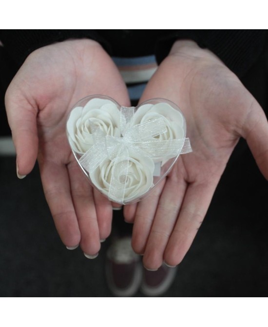 Set de 3 Rosas de Jabón en Caja Corazón para Regalo