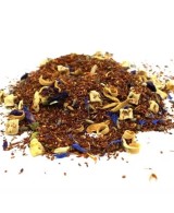 Detalle de la mezcla de rooibos e ingredientes naturales.