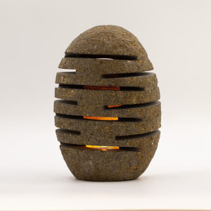 Presentación del Portavelas de Piedra de Río Tallado.