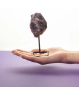 Piedra de Amatista Natural con Base Metálica