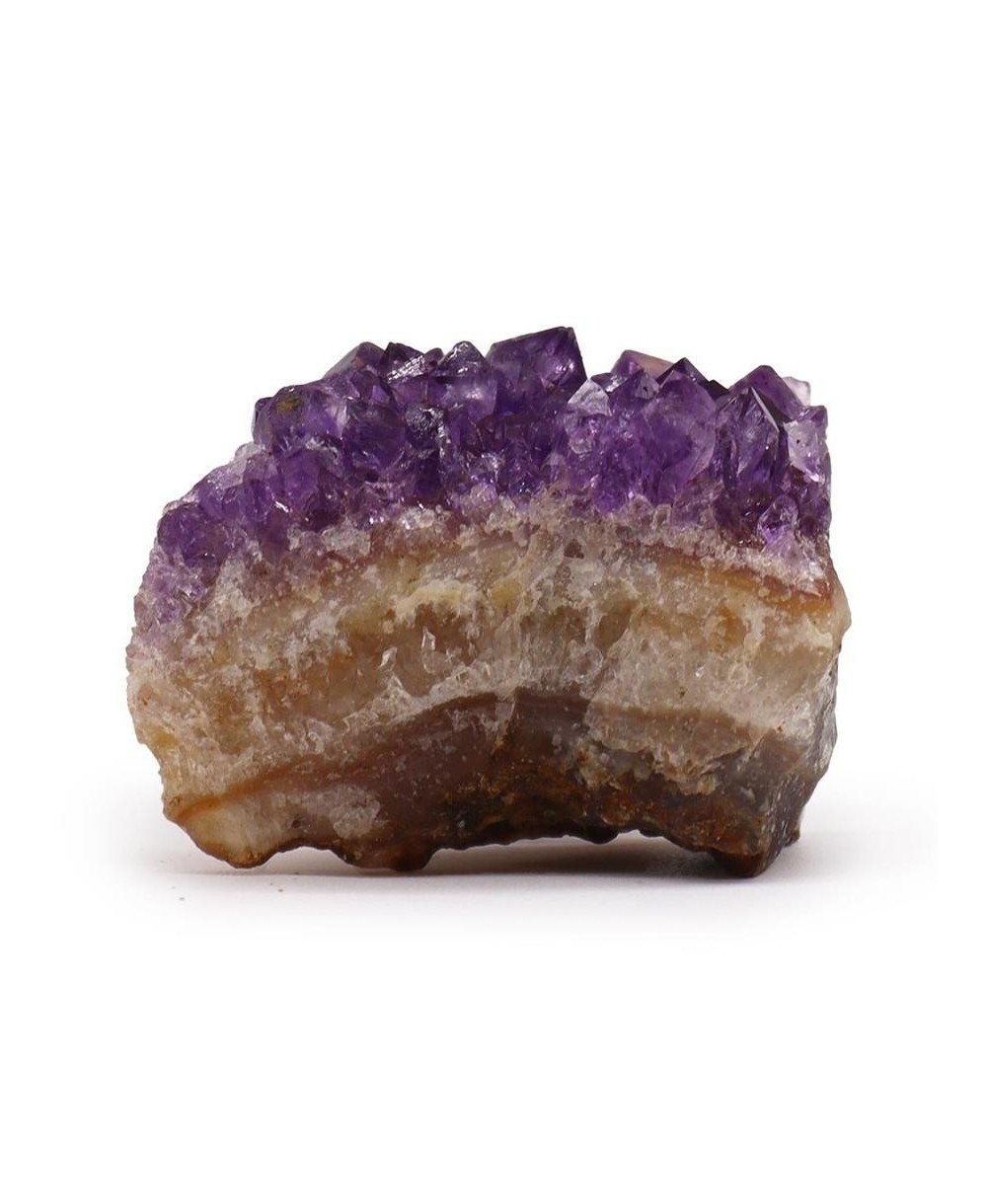 Drusa de amatista natural con cristales violetas sobre matriz rocosa.