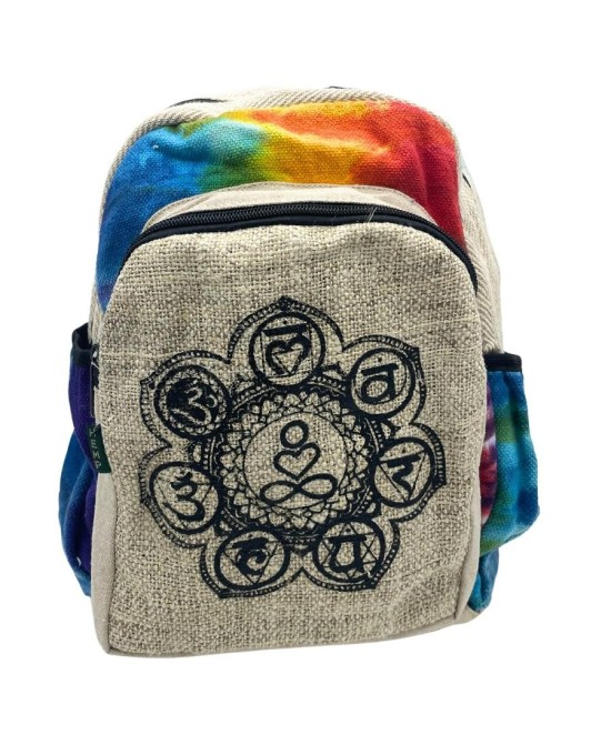 Mochila mediana de cáñamo y algodón con diseño de los siete chakras para uso diario.