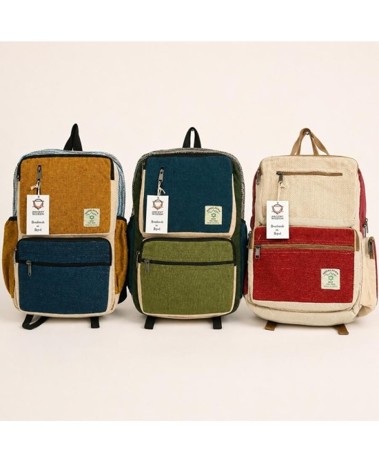 Mochila grande de cáñamo y algodón de estilo boho con múltiples bolsillos.