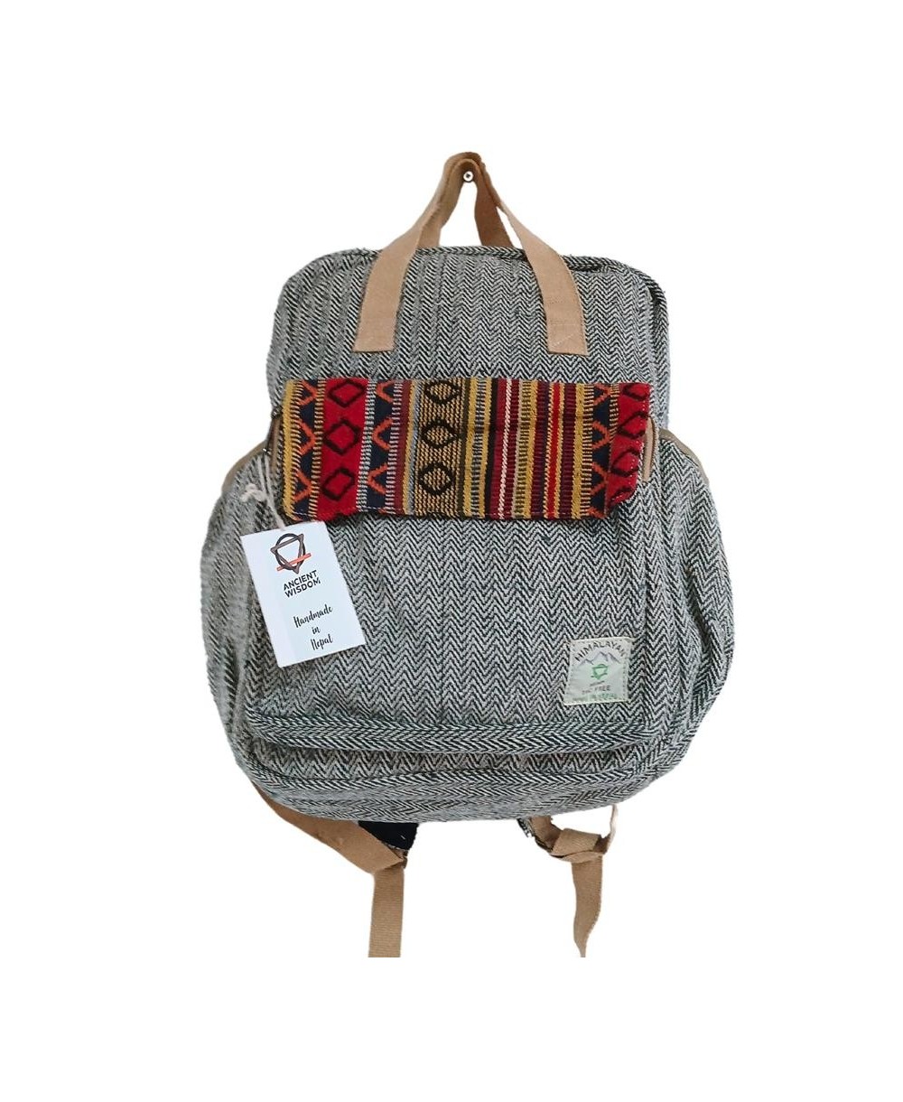 Mochila boho de cáñamo con gran capacidad de organización
