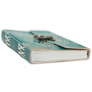 Grosor del Cuaderno Artesanal de Cuero Paz.