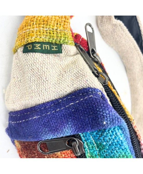 Riñonera boho de cáñamo y algodón multicolor