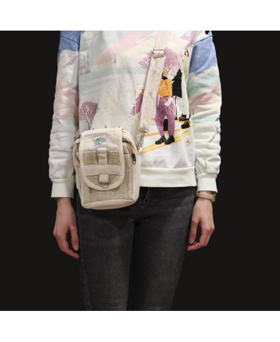Bolso compacto de cáñamo con bandolera ajustable