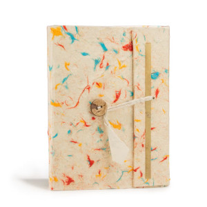 Cuadernos de algodón multicolor con papel Lokta disponible en 3 tamaños.
