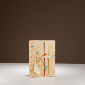 Cuadernos de algodón reciclado multicolor con papel Lokta