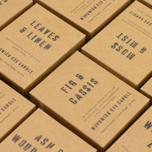 Vela natural de soja rosa de medianoche