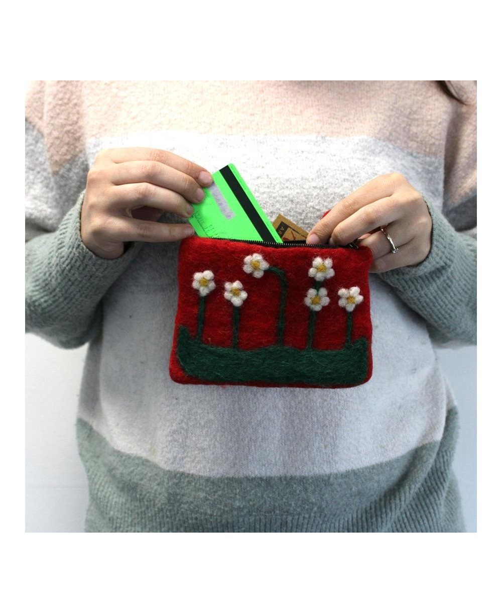 Monedero floral de fieltro para guardar monedas y accesorios pequeños.