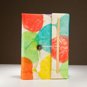 Cuaderno Lokta Artístico grande con cierre de bambú