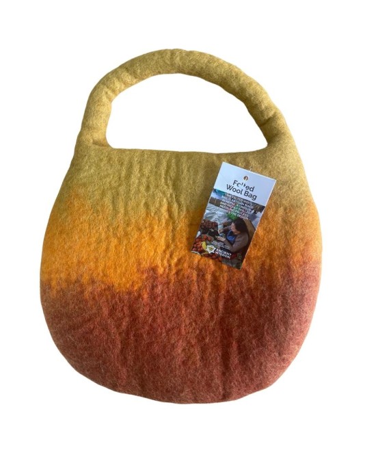 Bolso de fieltro con abeja y cierre magnético artesanal