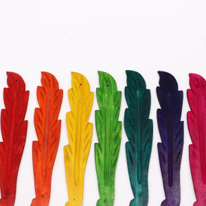 Portainciensos de madera en forma de hoja para varillas en coloridos.