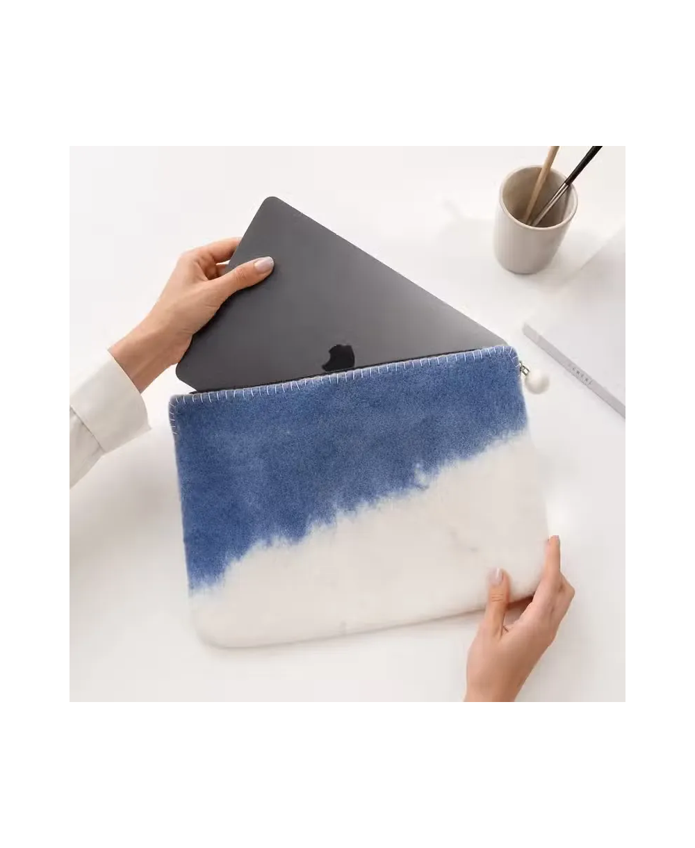 Funda Portátil de Fieltro Horizonte Azul | Jessimística