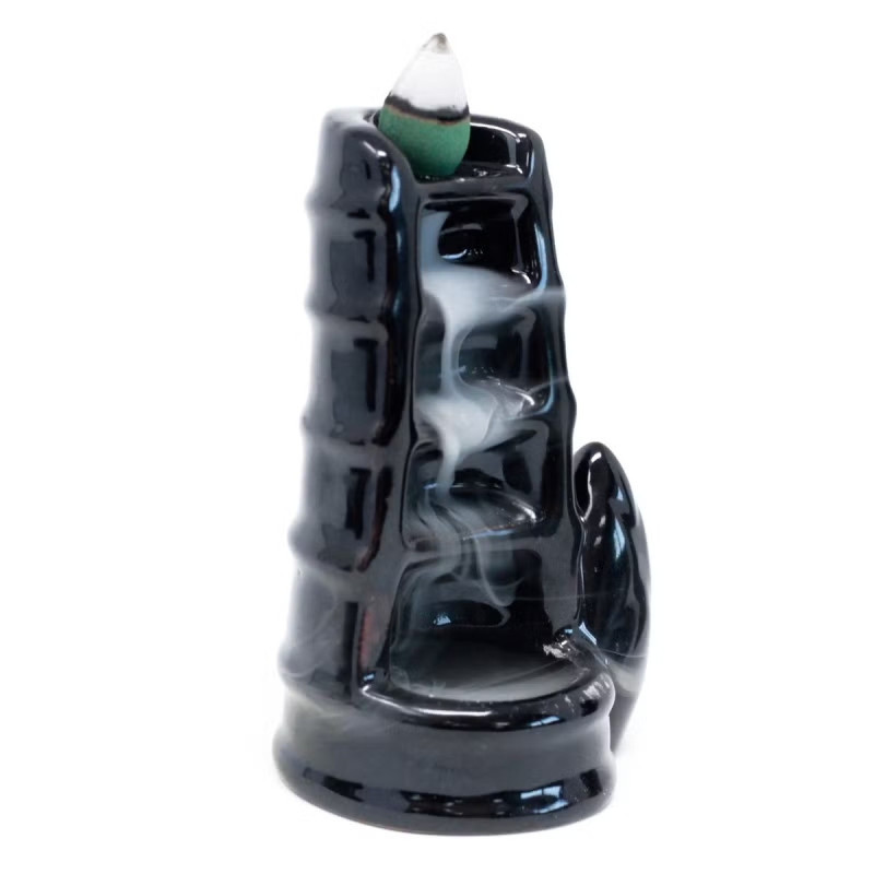 Quemador de conos cascada de bambú zen ideal para meditación o simplemente decorativo.