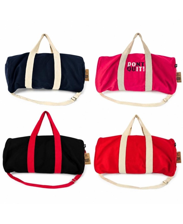 Bolsa deportiva de algodón canvas con asas y correa para transportar ropa y accesorios deportivos.