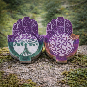 Colección de portainciensos mediano de esteatita con diseños espirituales.