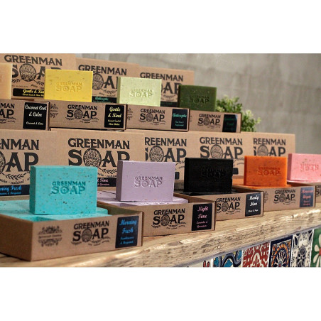 Jabones artesanales Greenman en diferentes aromas y propiedades para limpieza corporal diaria.