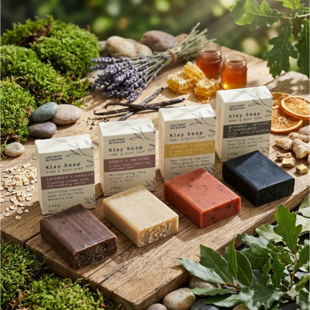 Jabones de arcilla naturales en diferentes aromas para limpieza corporal con efecto purificante y exfoliación suave.