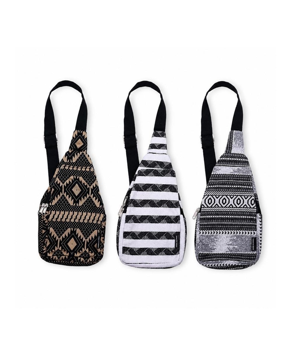 Bolso cruzado de algodón y viscosa con diseño étnico jacquard en tonos tierra para llevar objetos personales.