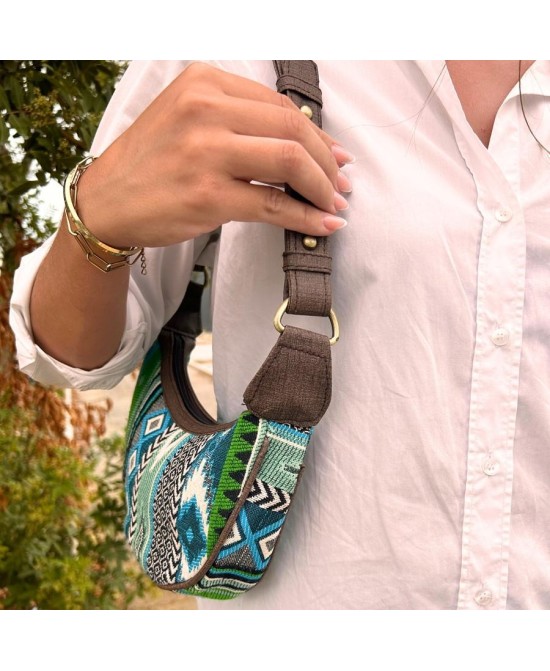 Bolso Boho Artesanal con Diseños Geométricos