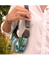 Bolso Boho Artesanal con Diseños Geométricos