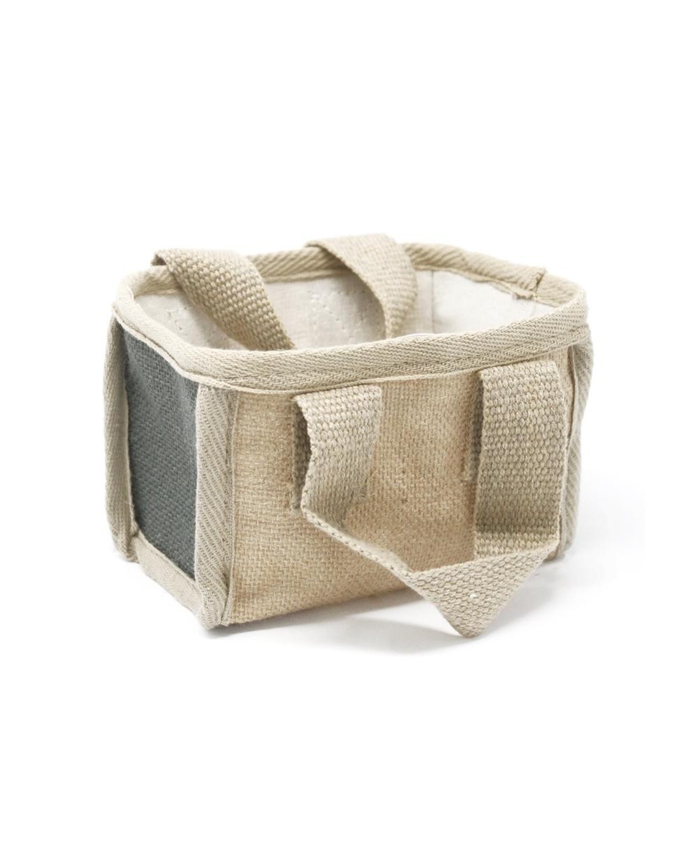 Cesta ecológica pequeña color gris de yute y algodón para almacenamiento y decoración natural.