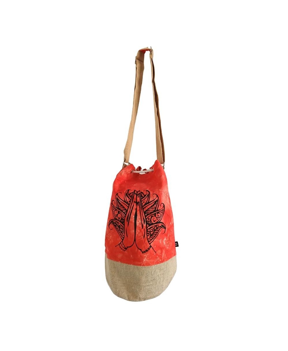 Mochila sostenible con símbolos decorativos místicos