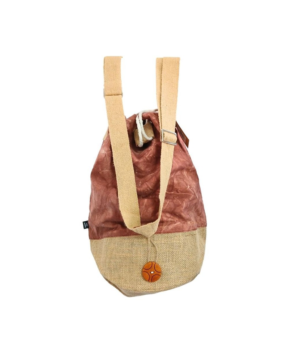 Mochila sostenible con símbolos decorativos místicos