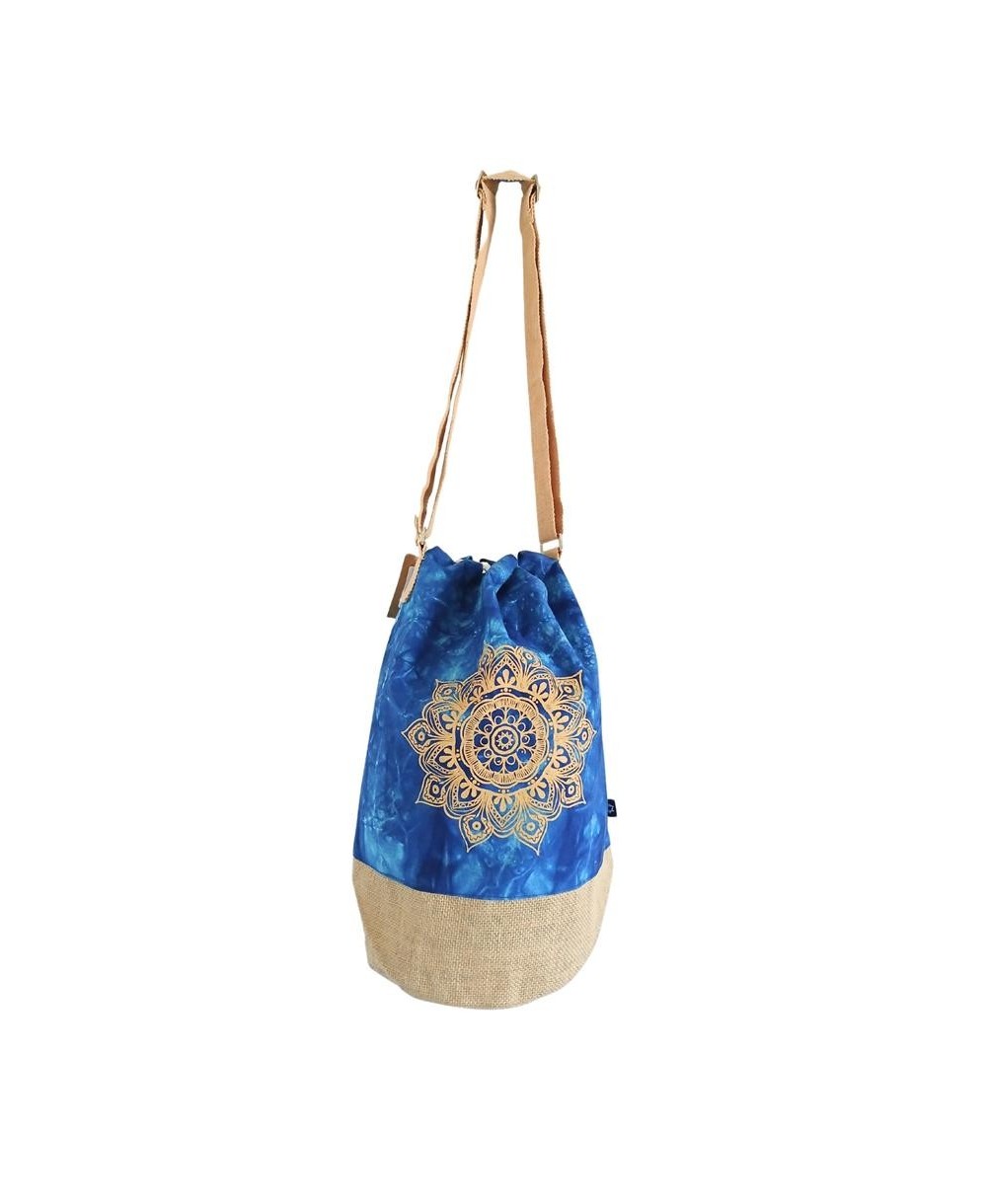 Mochila sostenible con símbolos decorativos místicos
